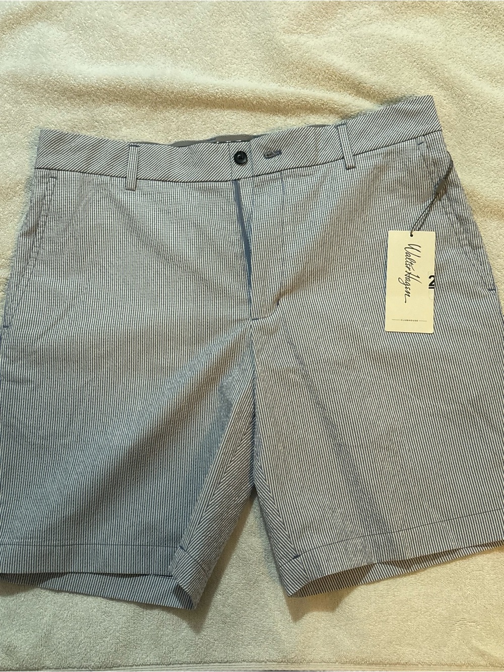 Walter Hagen Men’s Navy and White Pinstripe Flat Front Shorts NWT